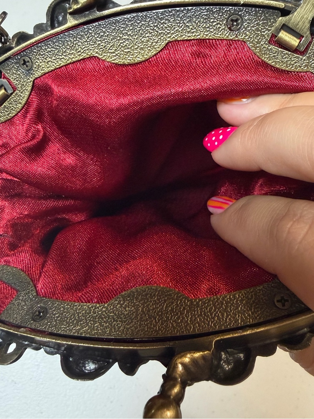 Red Satin Evening Clutch Bag with Ornate Silver Frame - Picture 6 of 6